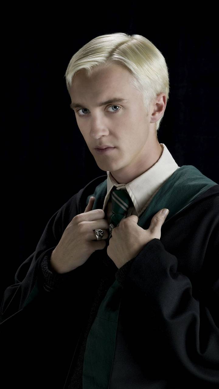 Featured image of post Draco Malfoy Wallpaper Aesthetic
